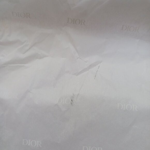 Authentic Dior White Shoe Box w/ Tissue Paper, Card & Cloth Satchel  12" x 8" - Picture 16 of 16